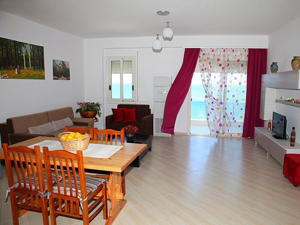 Martin Apartment Vlorë Exterior foto